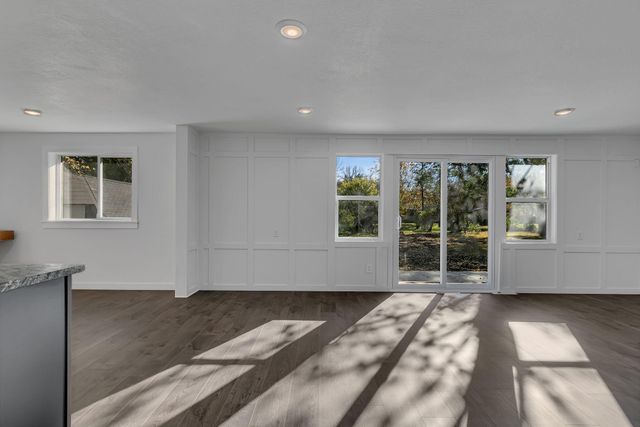 1020 1st Street S, Cold Spring, MN 56320