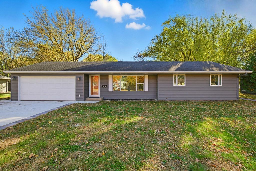 1020 1st Street S, Cold Spring, MN 56320