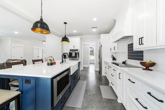 215 Cindy Lane, Austin, AR 72007