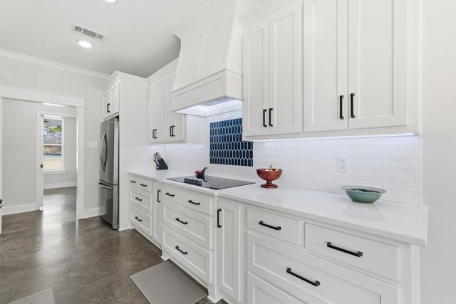 215 Cindy Lane, Austin, AR 72007