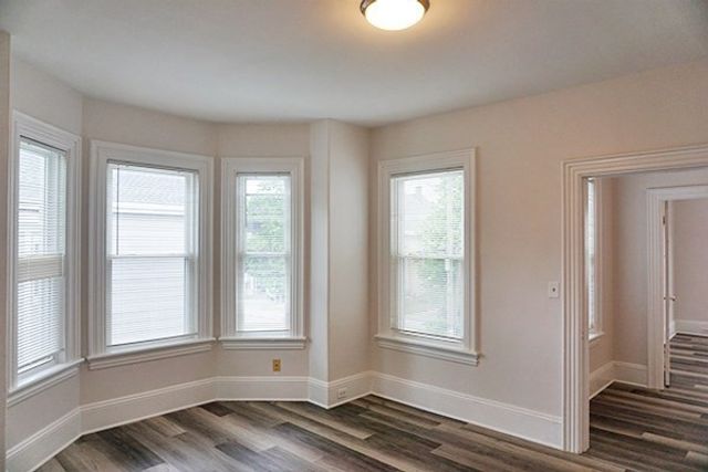 23 Maple St 2F, Waltham, MA 02453