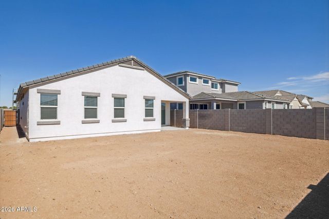 17621 W ONYX Avenue, Waddell, AZ 85355