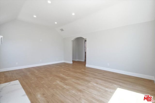 1135 W 81st Place, Los Angeles, CA 90044