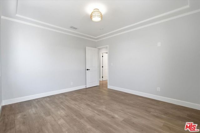 1135 W 81st Place, Los Angeles, CA 90044