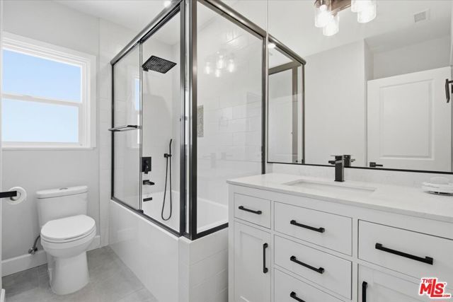 1135 W 81st Place, Los Angeles, CA 90044