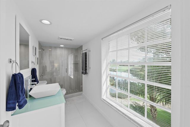 7369 Orangewood Lane 303, Boca Raton, FL 33433