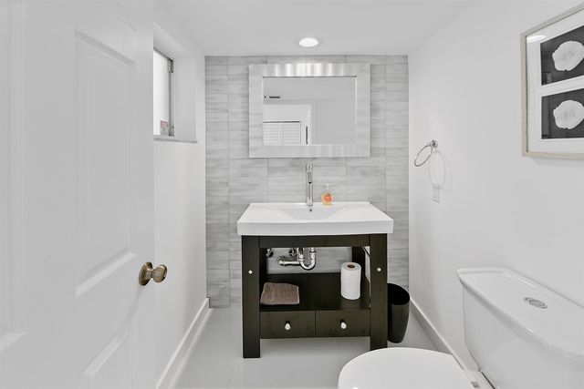 7369 Orangewood Lane 303, Boca Raton, FL 33433