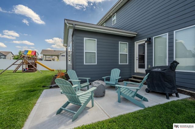 4211 S 213 Avenue, Elkhorn, NE 68022
