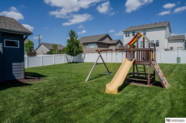 4211 S 213 Avenue, Elkhorn, NE 68022