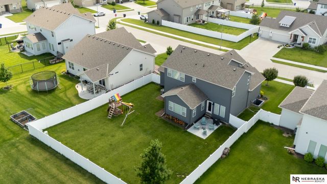 4211 S 213 Avenue, Elkhorn, NE 68022