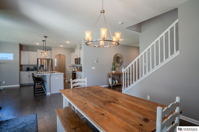 4211 S 213 Avenue, Elkhorn, NE 68022