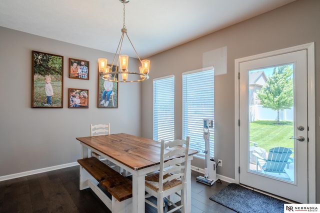 4211 S 213 Avenue, Elkhorn, NE 68022