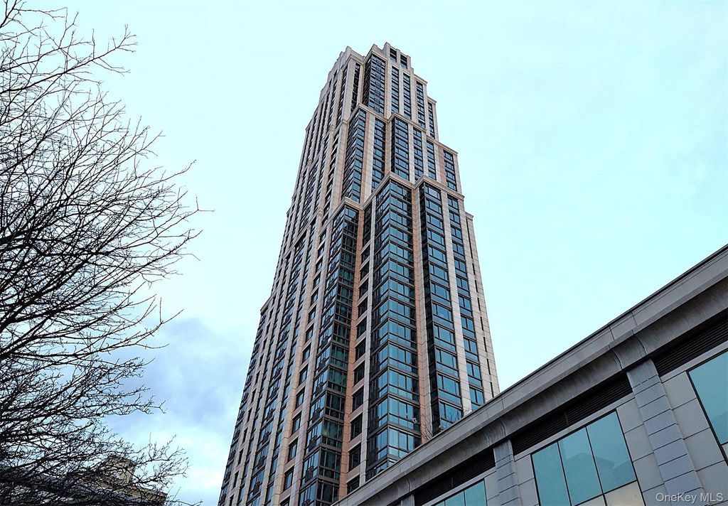 175 Huguenot Street 1005, New Rochelle, NY 10801