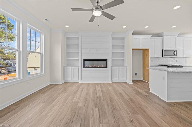 639 22nd ST B, Virginia Beach, VA 23451