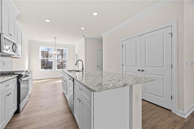 639 22nd ST B, Virginia Beach, VA 23451