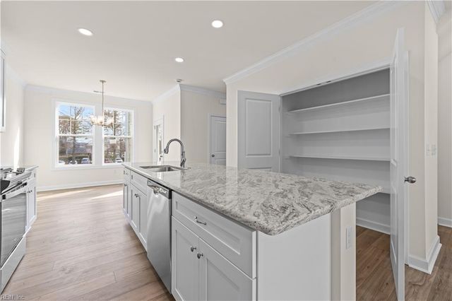 639 22nd ST B, Virginia Beach, VA 23451