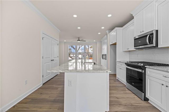 639 22nd ST B, Virginia Beach, VA 23451