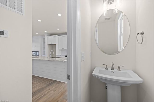 639 22nd ST B, Virginia Beach, VA 23451