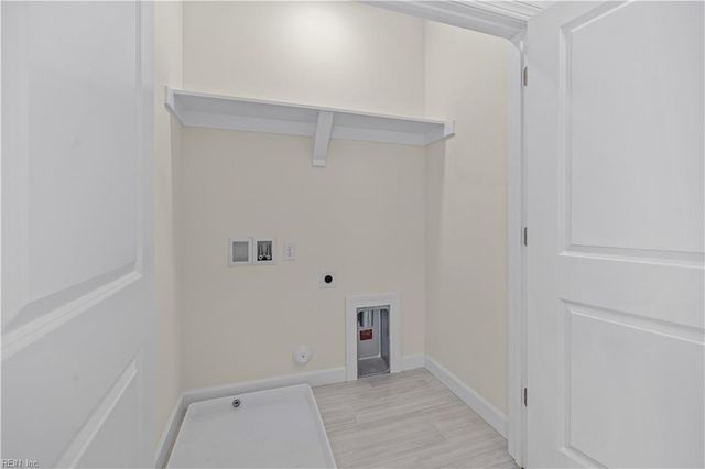 639 22nd ST B, Virginia Beach, VA 23451