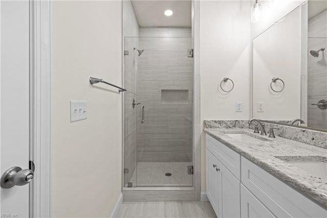 639 22nd ST B, Virginia Beach, VA 23451