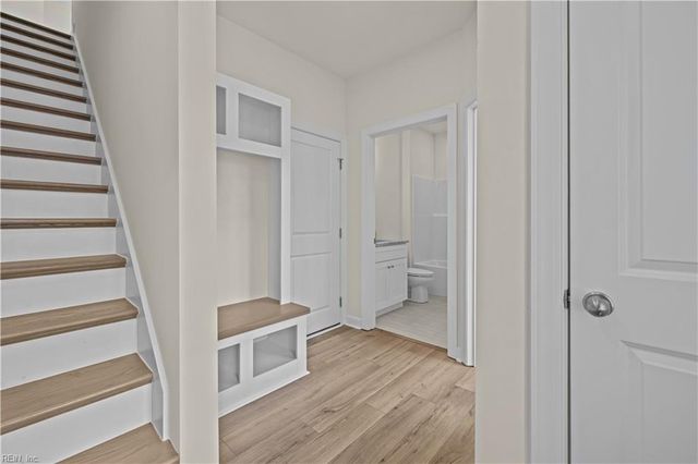 639 22nd ST B, Virginia Beach, VA 23451