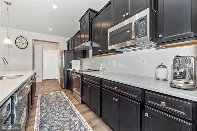 3727 STONE BARN DR, Frederick, MD 21704