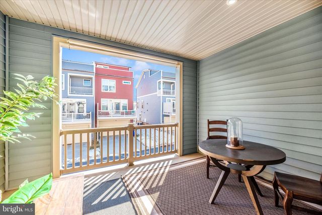 3727 STONE BARN DR, Frederick, MD 21704