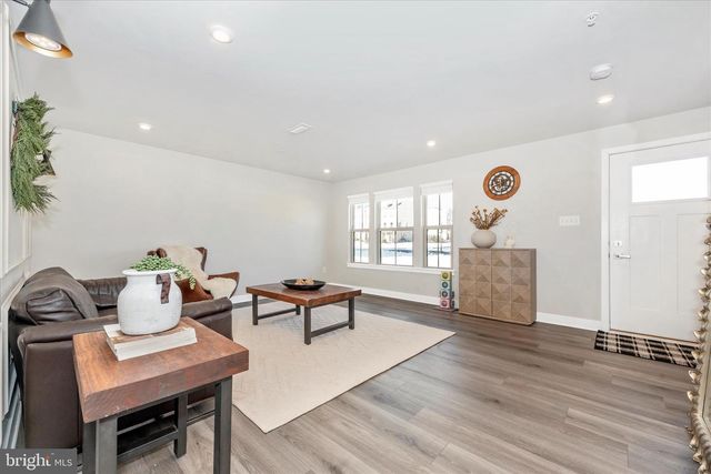 3727 STONE BARN DR, Frederick, MD 21704