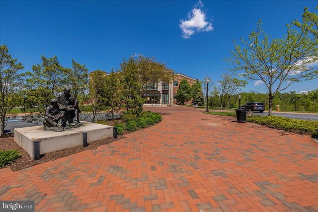 3727 STONE BARN DR, Frederick, MD 21704