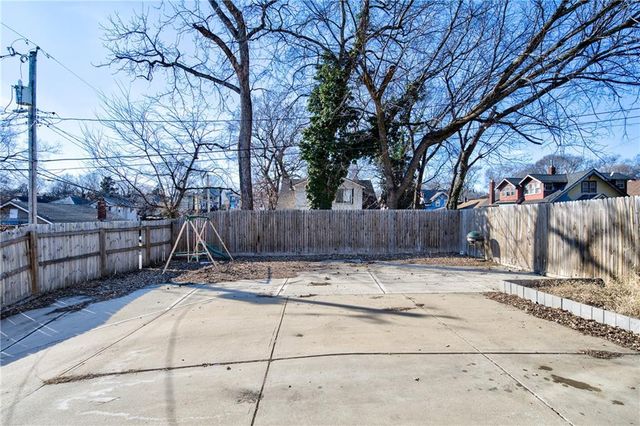 3646 Askew Avenue, Kansas City, MO 64128