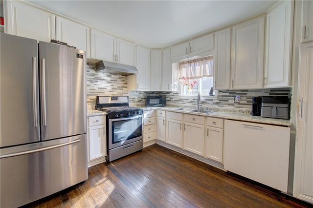 3646 Askew Avenue, Kansas City, MO 64128