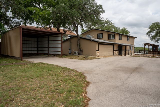 707 Park Shores, Canyon Lake, TX 78133