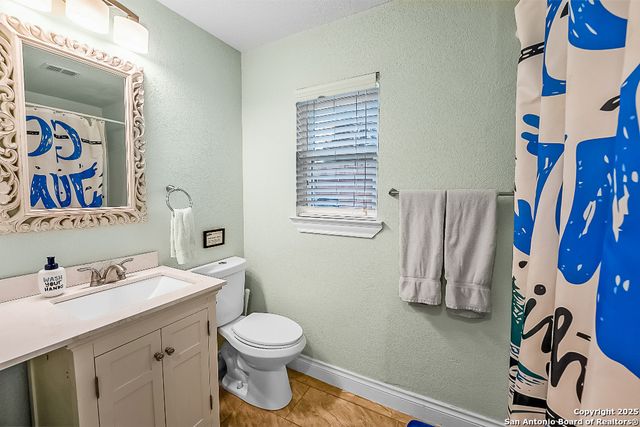 707 Park Shores, Canyon Lake, TX 78133