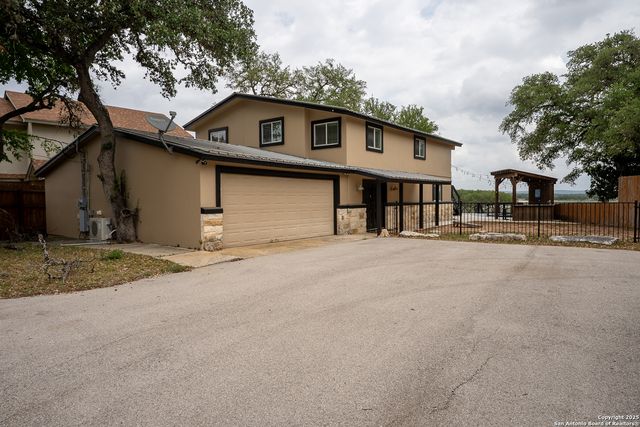 707 Park Shores, Canyon Lake, TX 78133