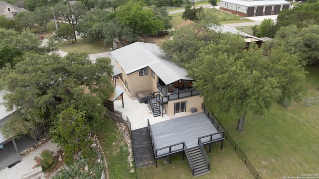 707 Park Shores, Canyon Lake, TX 78133