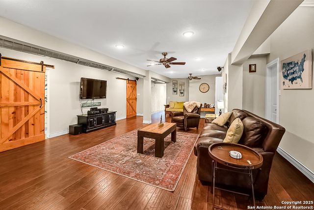 707 Park Shores, Canyon Lake, TX 78133