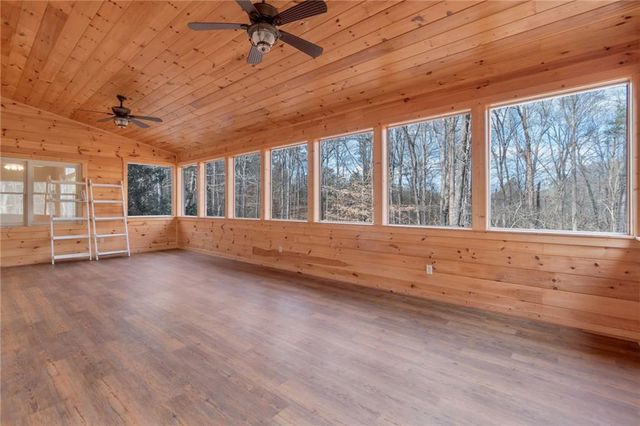 180 Forest Glen Drive, Waleska, GA 30183