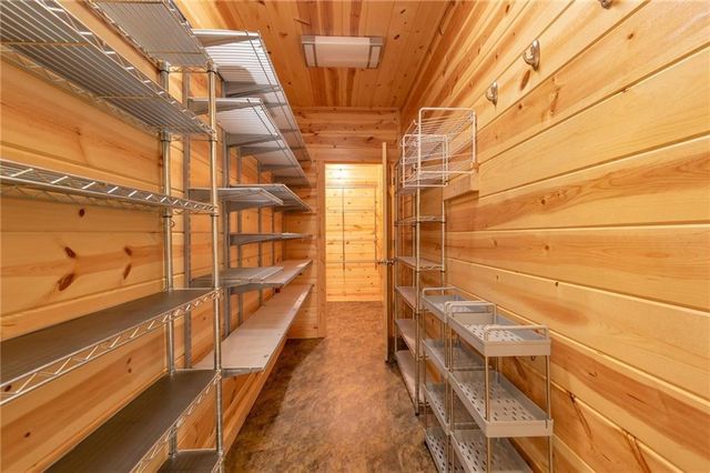 180 Forest Glen Drive, Waleska, GA 30183