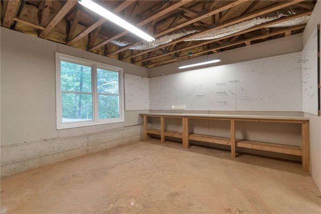 180 Forest Glen Drive, Waleska, GA 30183