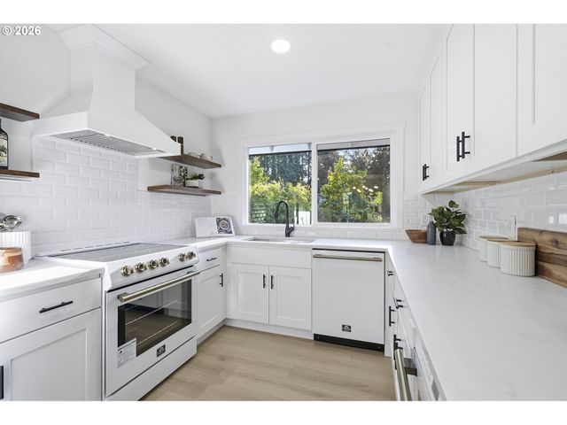 21104 Sw Jameco Ct, Tualatin, OR 97062