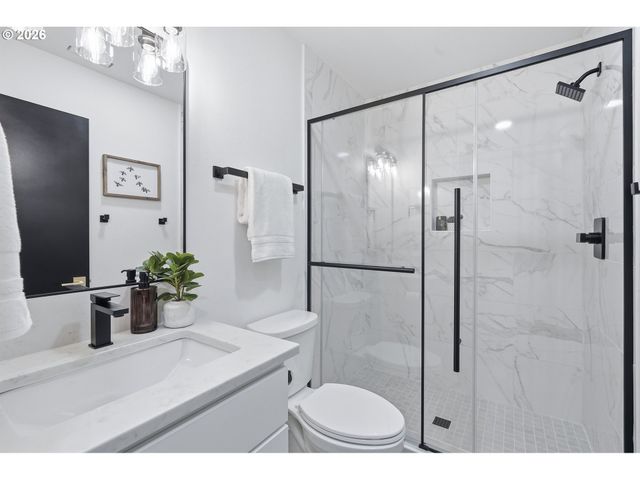 21104 Sw Jameco Ct, Tualatin, OR 97062