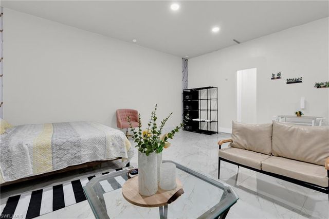 1478 Jay TER, Labelle, FL 33935