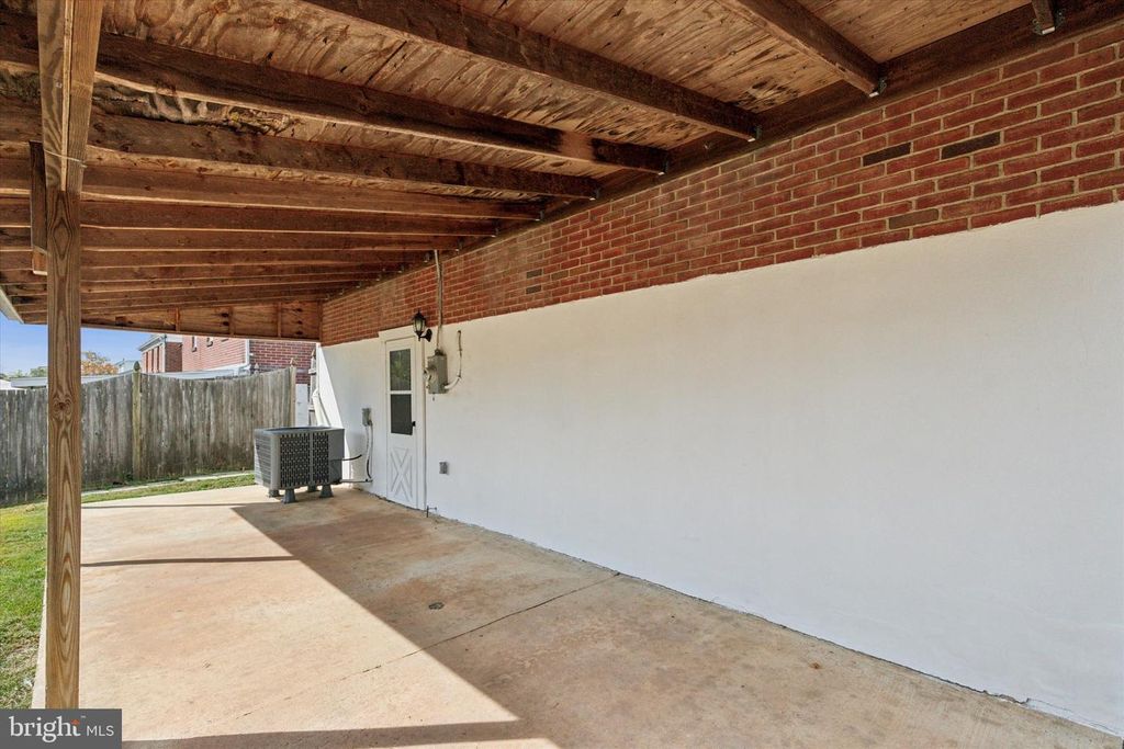 742 N HANOVER ST, Pottstown, PA 19464