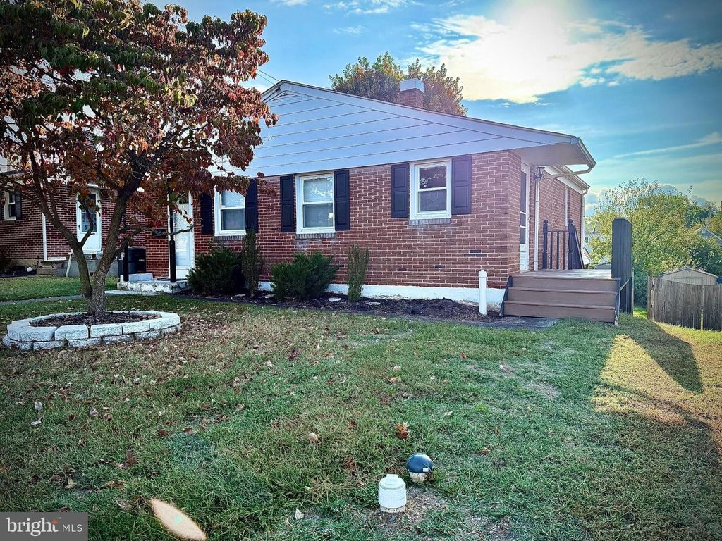 742 N HANOVER ST, Pottstown, PA 19464
