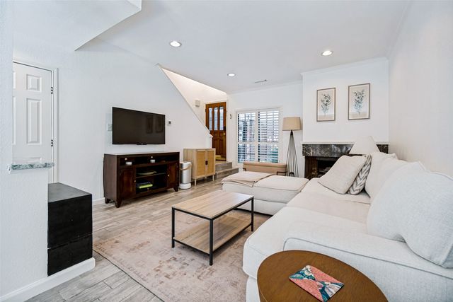 4130 Wycliff Avenue 104, Dallas, TX 75219