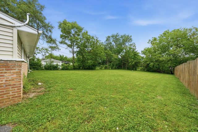 16551 Plymouth Drive, Markham, IL 60428