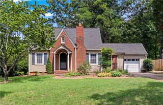 2117 N Peace Haven Road, Winston-salem, NC 27106