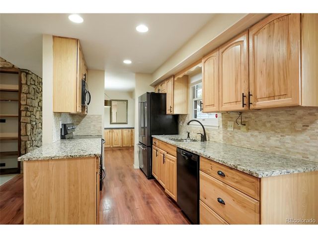 54 S Evanston Way, Aurora, CO 80012