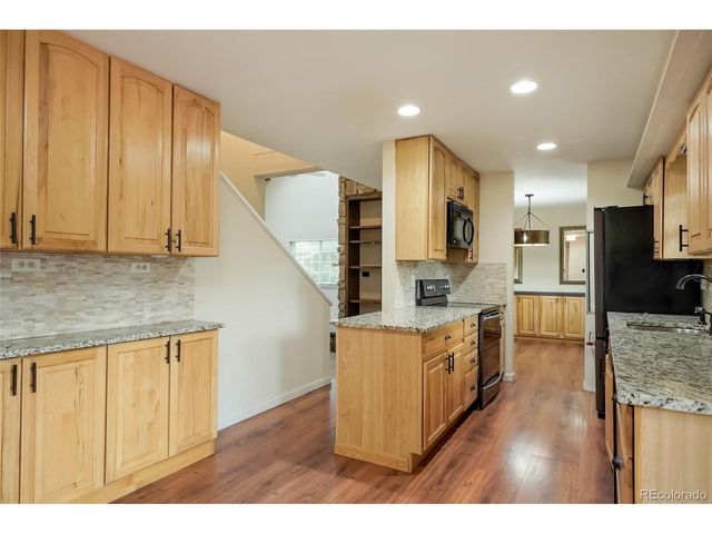 54 S Evanston Way, Aurora, CO 80012