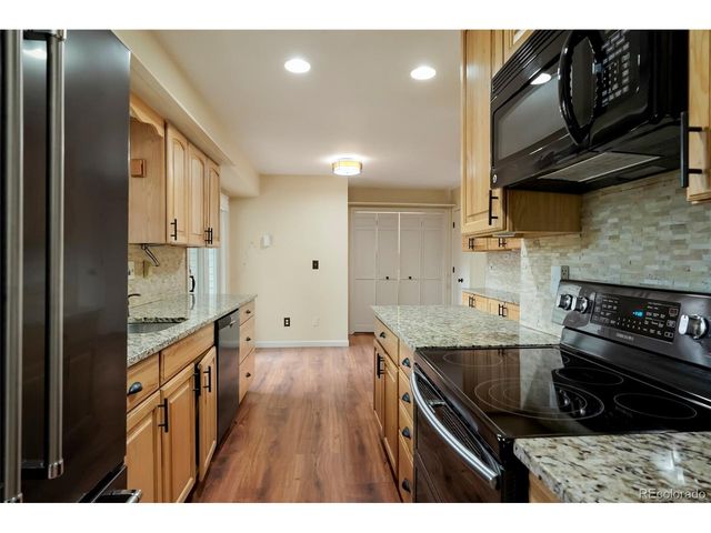 54 S Evanston Way, Aurora, CO 80012